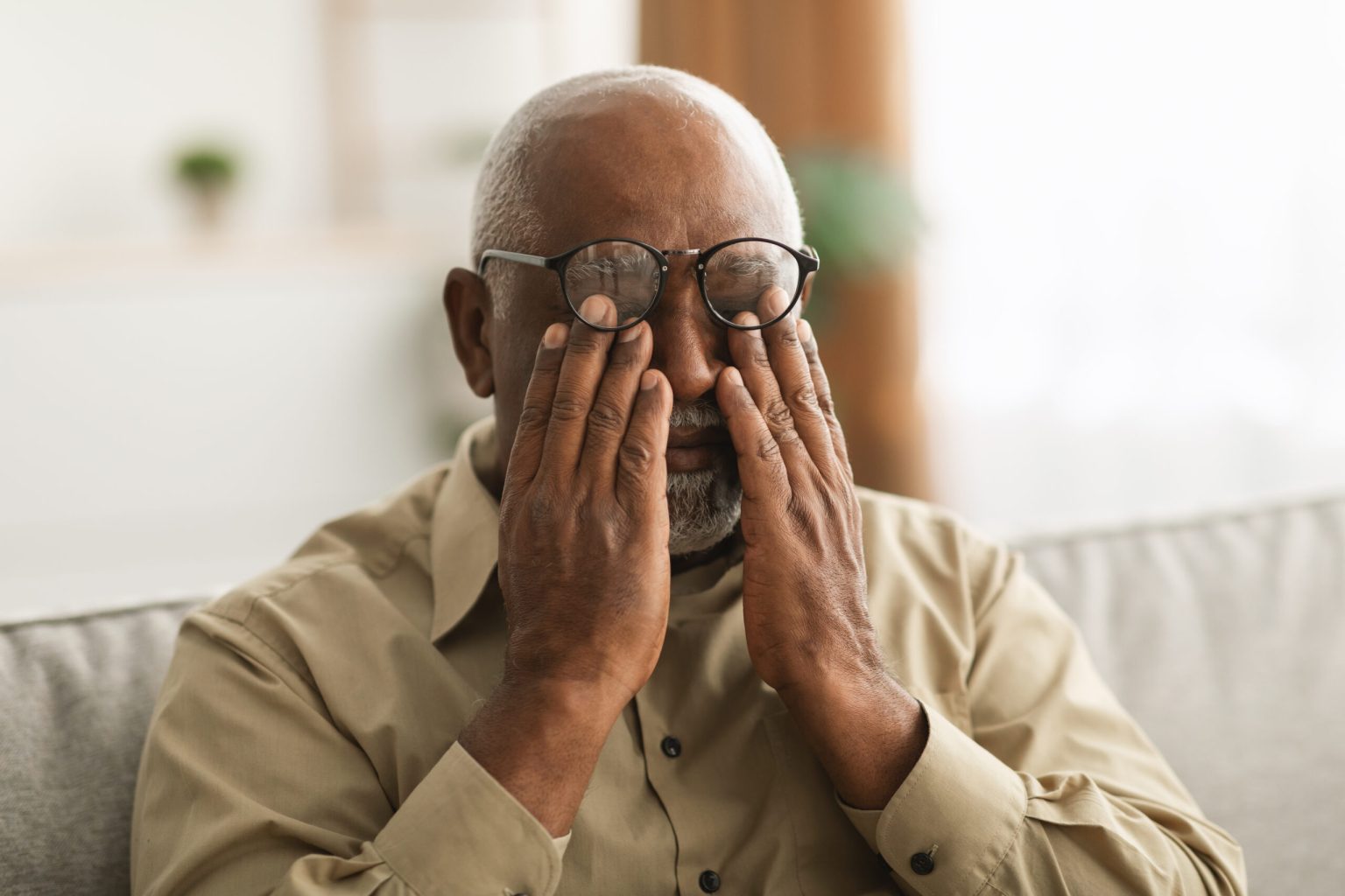 Eye Health Tips for Seniors: Managing Age-Related Vision Issues - Laxmi ...