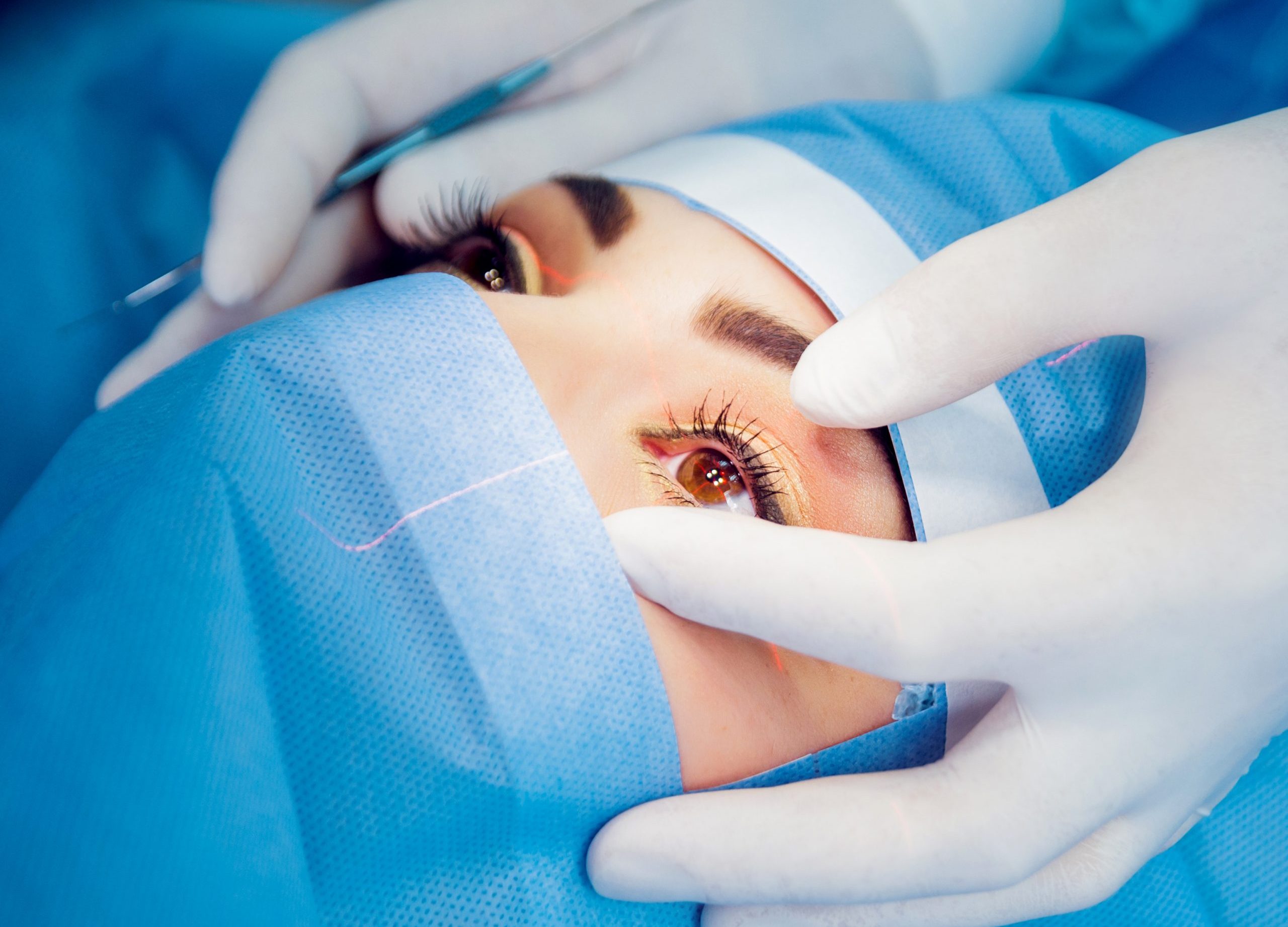 Check the Centre’s Reputation to choose LASIK centre and LASIK Surgeon