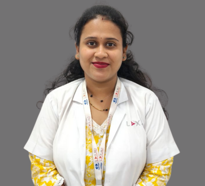 Praniti Bhosle - Optometrist at Laxmi Eye Hospitals and Institute in Navi Mumbai, best eye care centres at Panvel, Kharghar, Kamothe and Dombivali.